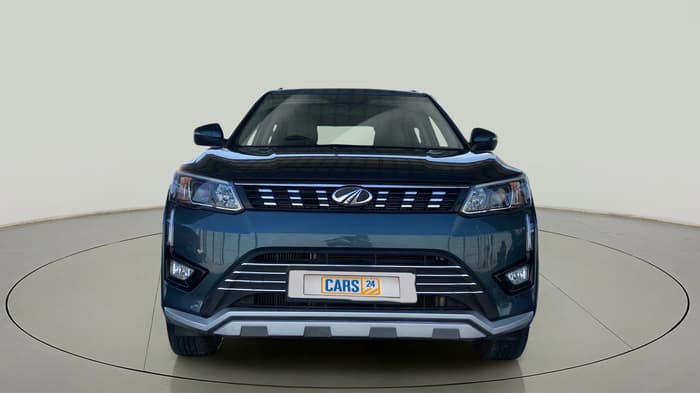 2022 Mahindra XUV300 W8 (O) 1.2 PETROL, Petrol, Manual, 14,357 km, Front