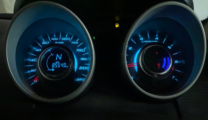 2017 Mahindra XUV500 W10 AT, Diesel, Automatic, 85,889 km, Odometer Image
