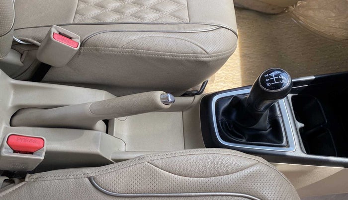 2018 Maruti Dzire VXI, Petrol, Manual, 56,617 km, Gear Lever