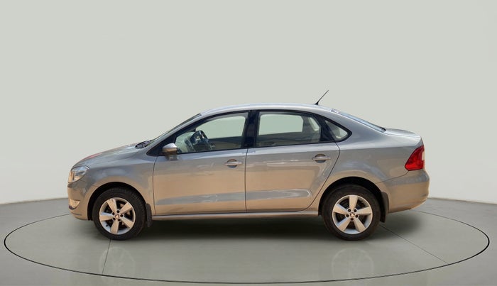2016 Skoda Rapid 1.6 MPI STYLE AT, Petrol, Automatic, 35,416 km, Left Side
