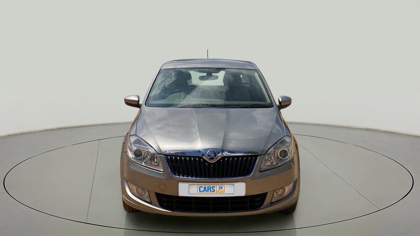 2016 Skoda Rapid 1.6 MPI STYLE AT, Petrol, Automatic, 35,416 km, Front