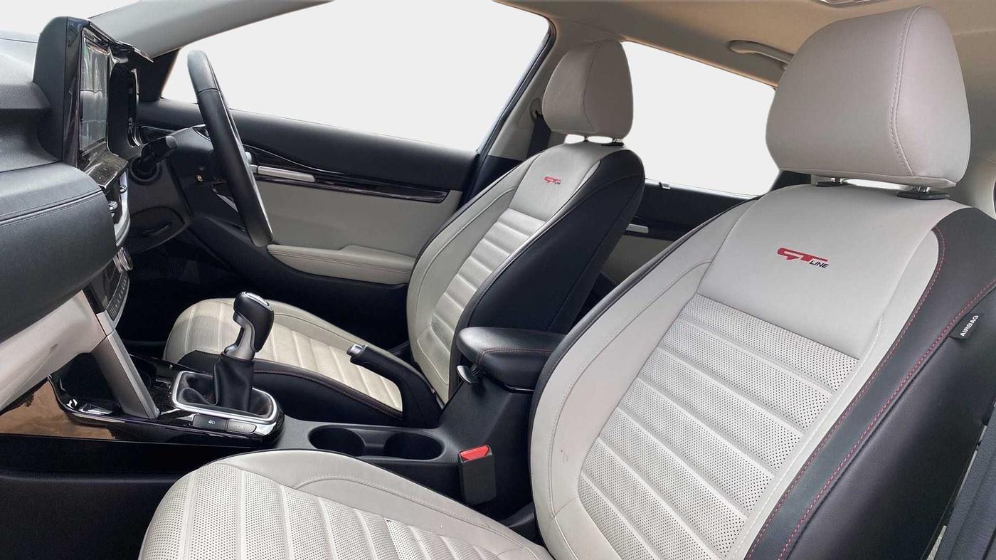2022 KIA SELTOS GTX (O) 1.4, Petrol, Manual, 8,827 km, Right Side Front Door Cabin