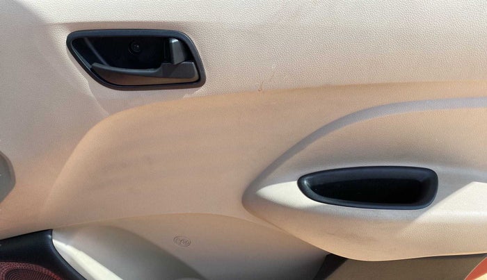 2022 Hyundai NEW SANTRO SPORTZ MT, Petrol, Manual, 19,934 km, Driver Side Door Panels Control