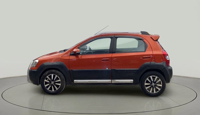 2015 Toyota Etios CROSS 1.2 G, Petrol, Manual, 45,032 km, Left Side