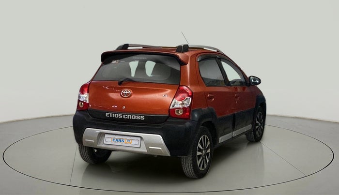 2015 Toyota Etios CROSS 1.2 G, Petrol, Manual, 45,032 km, Right Back Diagonal