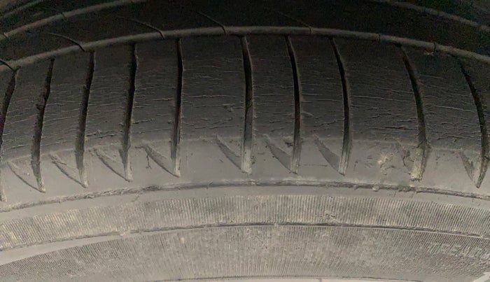 2017 Honda WR-V 1.5L I-DTEC VX MT, Diesel, Manual, 67,025 km, Right Rear Tyre Tread