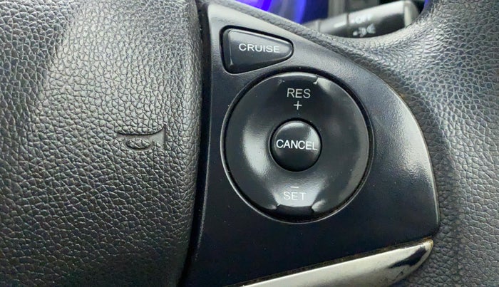 2017 Honda WR-V 1.5L I-DTEC VX MT, Diesel, Manual, 67,025 km, Adaptive Cruise Control