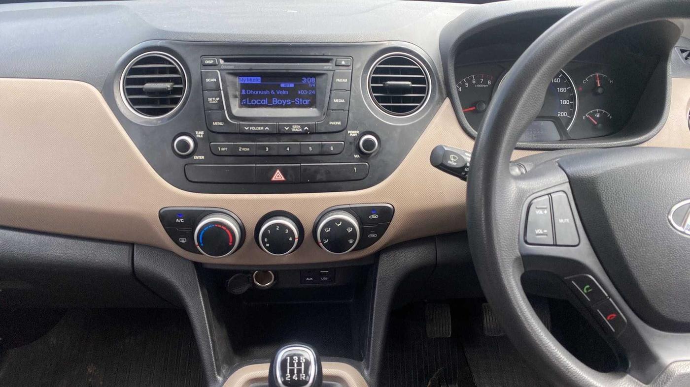 2016 Hyundai Grand i10 SPORTZ 1.2 KAPPA VTVT, Petrol, Manual, 70,403 km, Air Conditioner