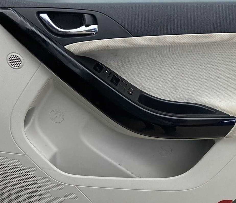 2022 Tata NEXON XZ PETROL, Petrol, Manual, 17,208 km, Driver Side Door Panels Control