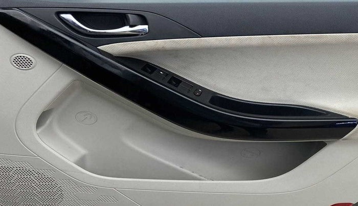 2022 Tata NEXON XZ PETROL, Petrol, Manual, 17,208 km, Driver Side Door Panels Control