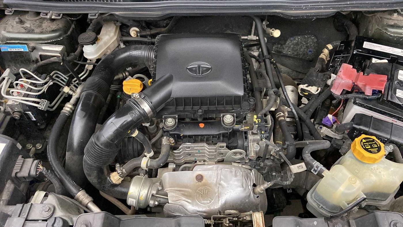 2022 Tata NEXON XZ PETROL, Petrol, Manual, 17,208 km, Open Bonet