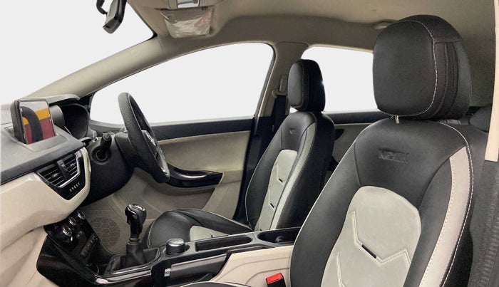 2022 Tata NEXON XZ PETROL, Petrol, Manual, 17,208 km, Right Side Front Door Cabin