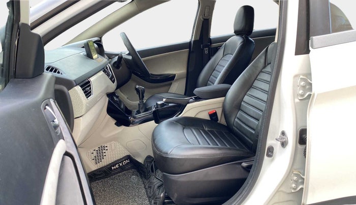 2023 Tata NEXON XZ PLUS PETROL, Petrol, Manual, 15,575 km, Right Side Front Door Cabin