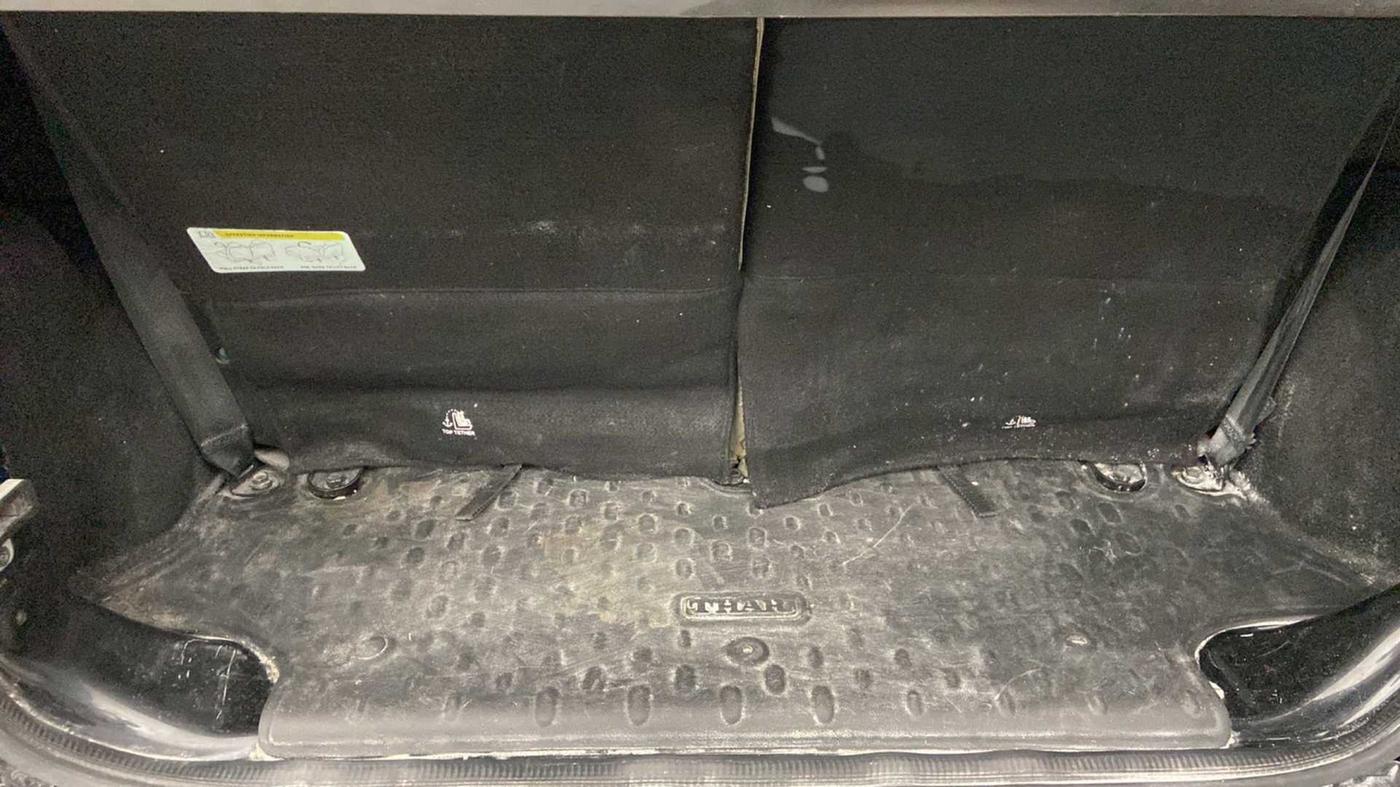 2021 Mahindra Thar LX PETROL HT 4WD AT, Petrol, Automatic, 33,332 km, Boot Inside