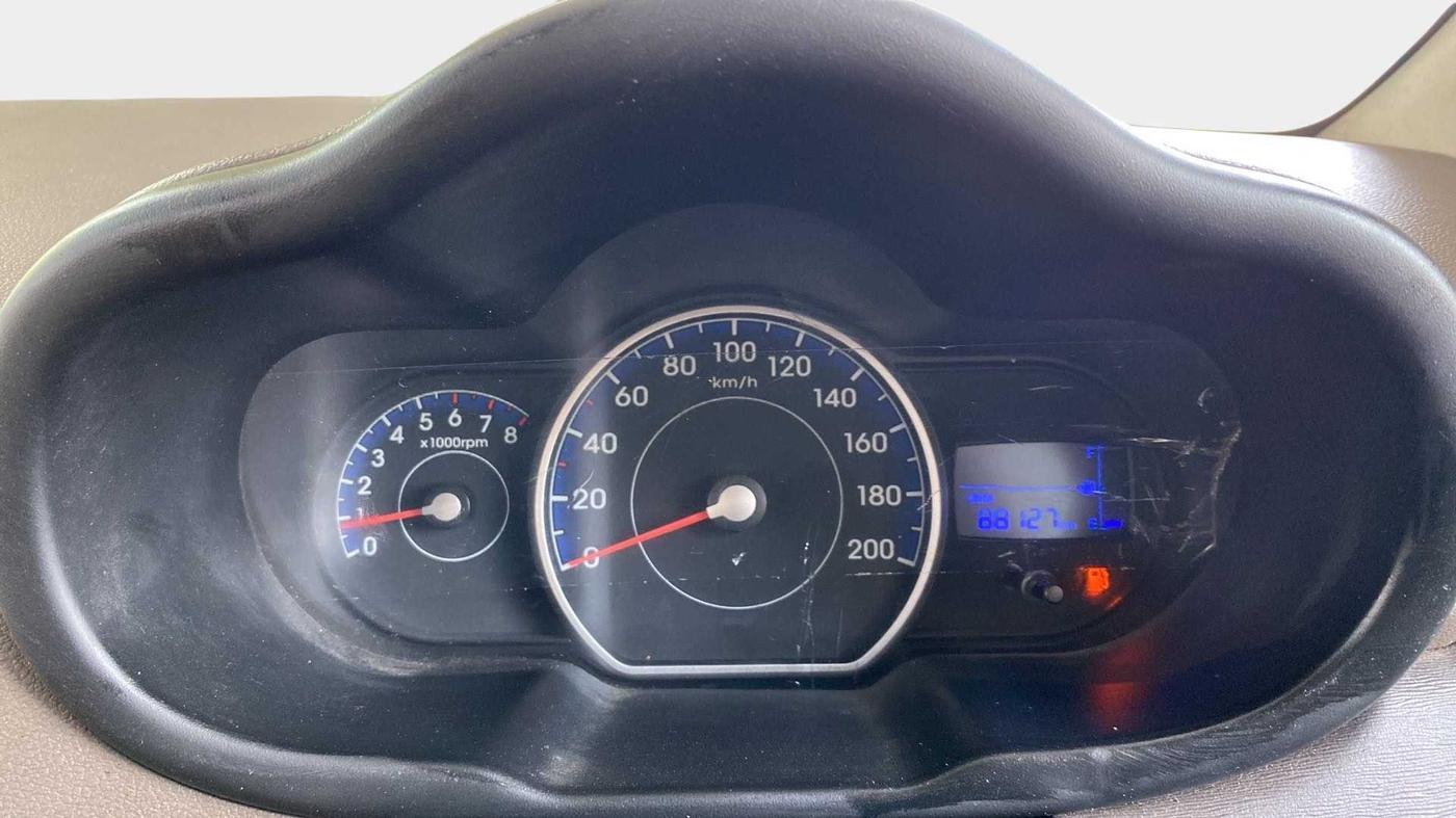 2013 Hyundai i10 MAGNA 1.1, Petrol, Manual, 88,118 km, Odometer Image