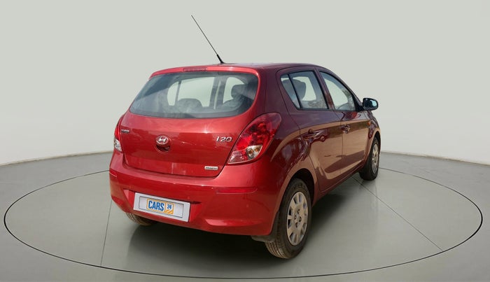 2013 Hyundai i20 MAGNA 1.2, Petrol, Manual, 17,334 km, Right Back Diagonal