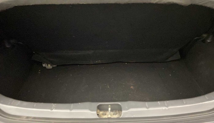2021 Hyundai NEW SANTRO MAGNA, Petrol, Manual, 13,746 km, Boot Inside