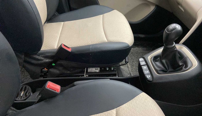 2021 Hyundai NEW SANTRO MAGNA, Petrol, Manual, 13,746 km, Gear Lever