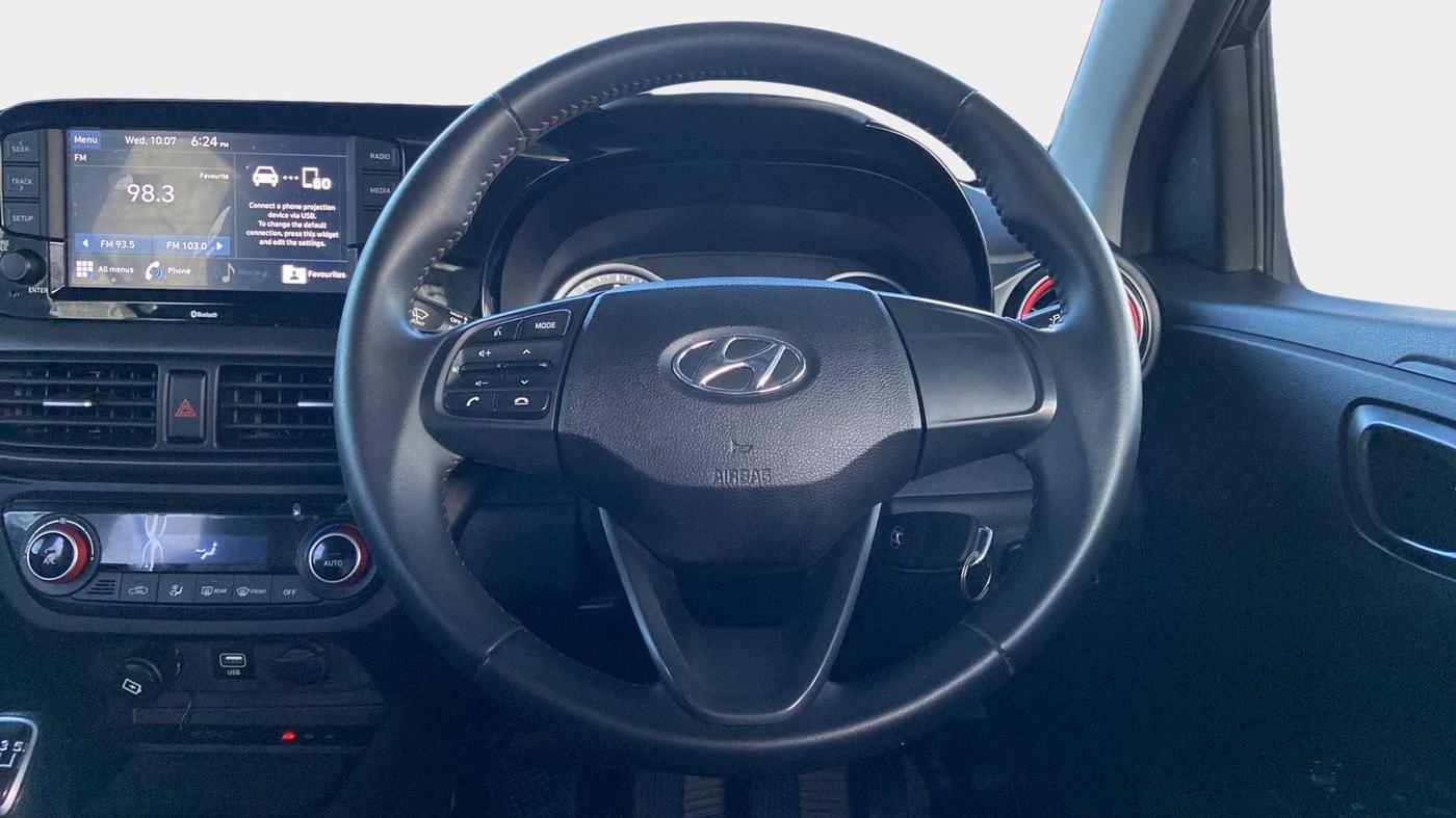 2022 Hyundai GRAND I10 NIOS SPORTZ 1.0 TURBO GDI, Petrol, Manual, 19,237 km, Steering Wheel Close Up
