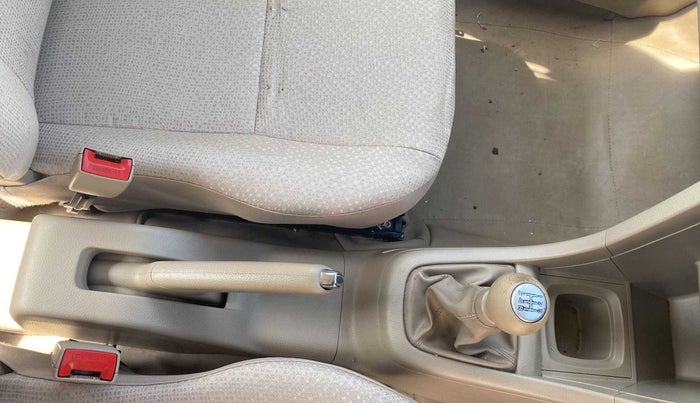 2013 Maruti Swift Dzire VXI, Petrol, Manual, 88,594 km, Gear Lever