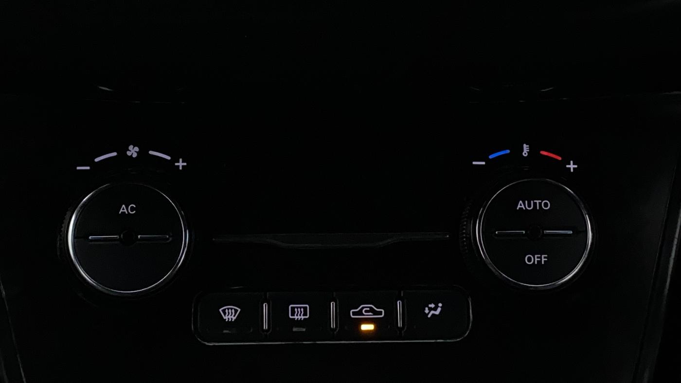 2021 Tata NEXON XZA PLUS PETROL DARK EDITION, Petrol, Automatic, 33,145 km, Automatic Climate Control