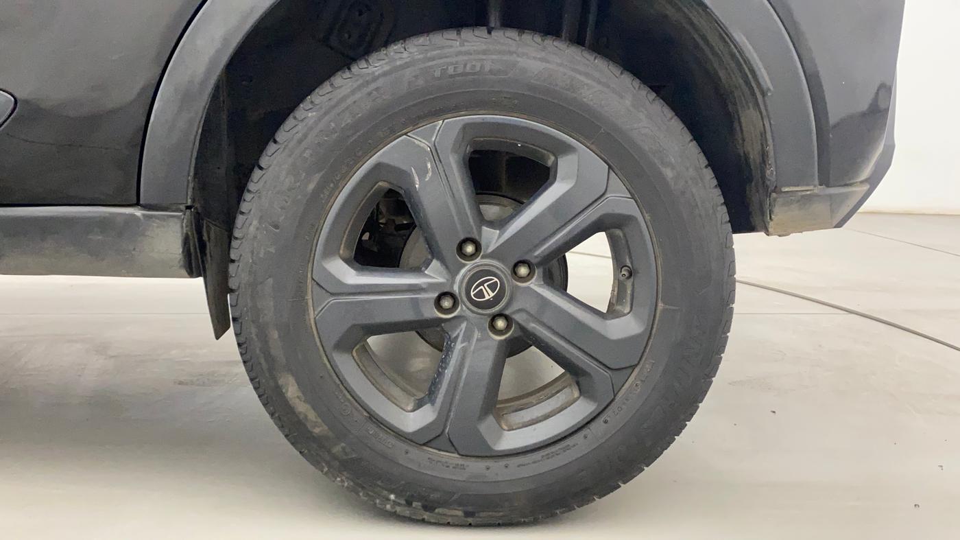 2021 Tata NEXON XZA PLUS PETROL DARK EDITION, Petrol, Automatic, 33,145 km, Left Rear Wheel