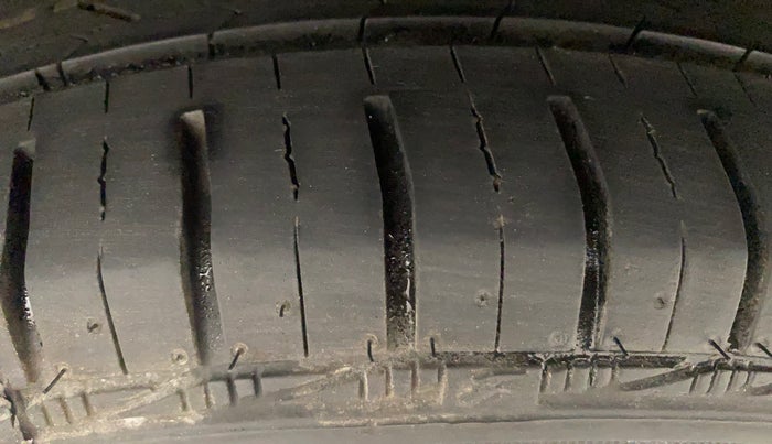2018 Maruti Celerio VXI, Petrol, Manual, 89,565 km, Left Rear Tyre Tread