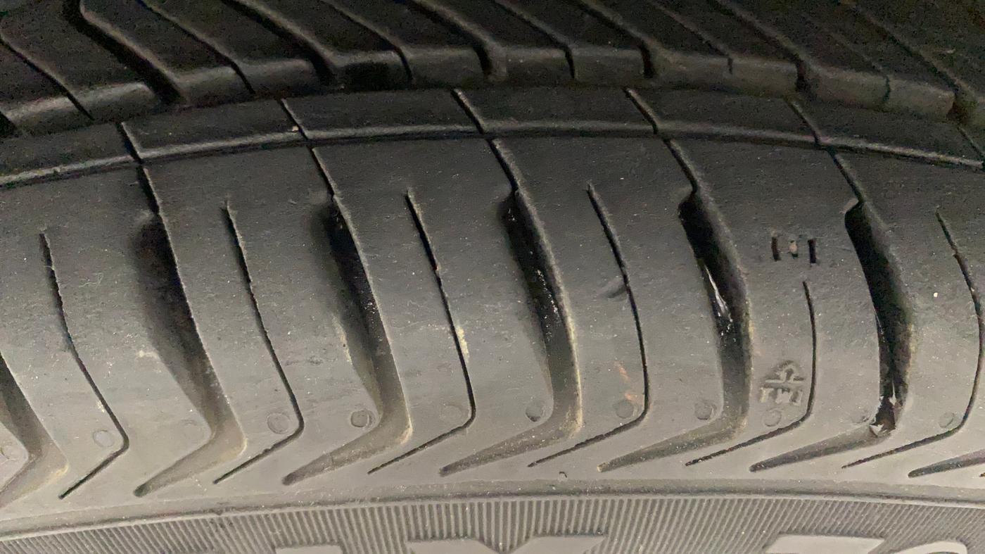 2018 Maruti Celerio VXI, Petrol, Manual, 89,565 km, Left Front Tyre Tread