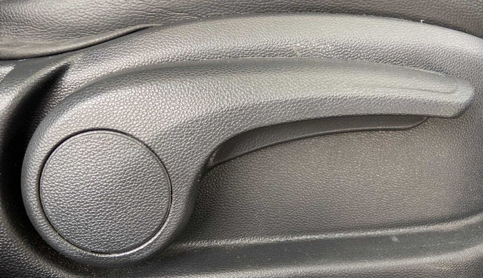 2019 Hyundai Elite i20 SPORTZ PLUS  1.2 CVT, Petrol, Automatic, 58,684 km, Driver Side Adjustment Panel