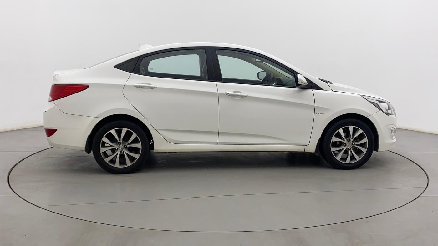 2017 Hyundai Verna 1.6 VTVT SX, Petrol, Manual, 63,689 km, Right Side View