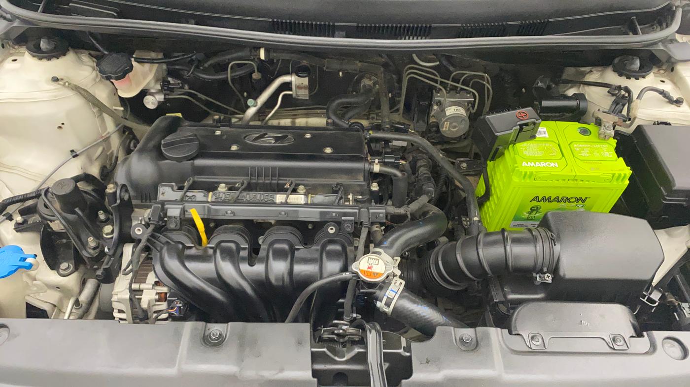 2017 Hyundai Verna 1.6 VTVT SX, Petrol, Manual, 63,689 km, Open Bonet