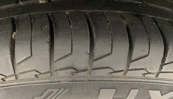 2020 Hyundai Creta SX IVT 1.5 PETROL, Petrol, Automatic, 30,980 km, Right Rear Tyre Tread