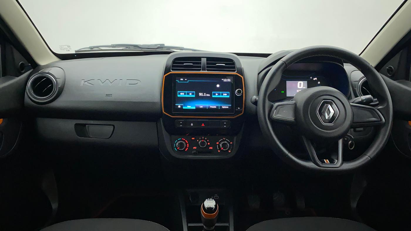 2021 Renault Kwid CLIMBER 1.0 (O), Petrol, Manual, 10,760 km, Dashboard