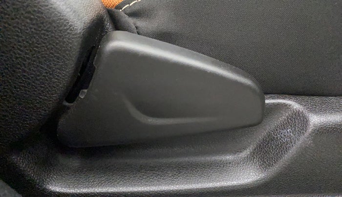 2021 Renault Kwid CLIMBER 1.0 (O), Petrol, Manual, 10,760 km, Driver Side Adjustment Panel