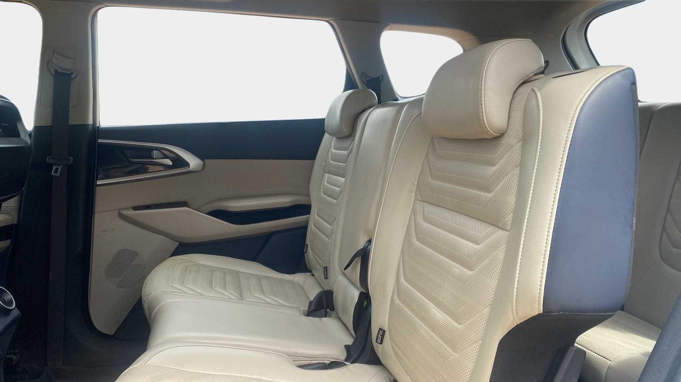 2022 KIA CARENS LUXURY PLUS 1.4 PETROL 7 STR, Petrol, Manual, 40,953 km, Right Side Rear Door Cabin