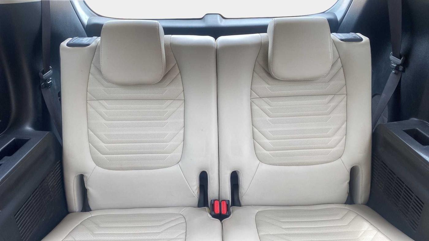 2022 KIA CARENS LUXURY PLUS 1.4 PETROL 7 STR, Petrol, Manual, 40,953 km, Third Seat Row ( optional )