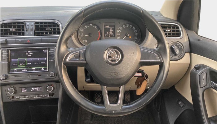 2019 Skoda Rapid STYLE 1.6 MPI, Petrol, Manual, 81,413 km, Steering Wheel Close Up