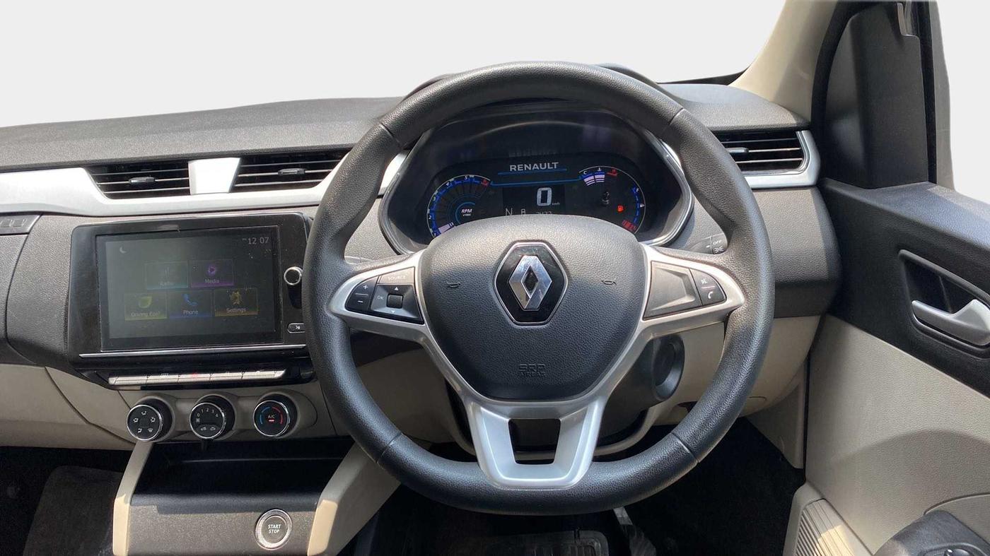 2023 Renault TRIBER RXZ AMT DUAL TONE, Petrol, Automatic, 3,408 km, Steering Wheel Close Up