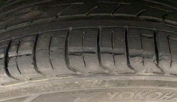 2018 Tata Tiago XZA PETROL, Petrol, Automatic, 83,707 km, Left Front Tyre Tread