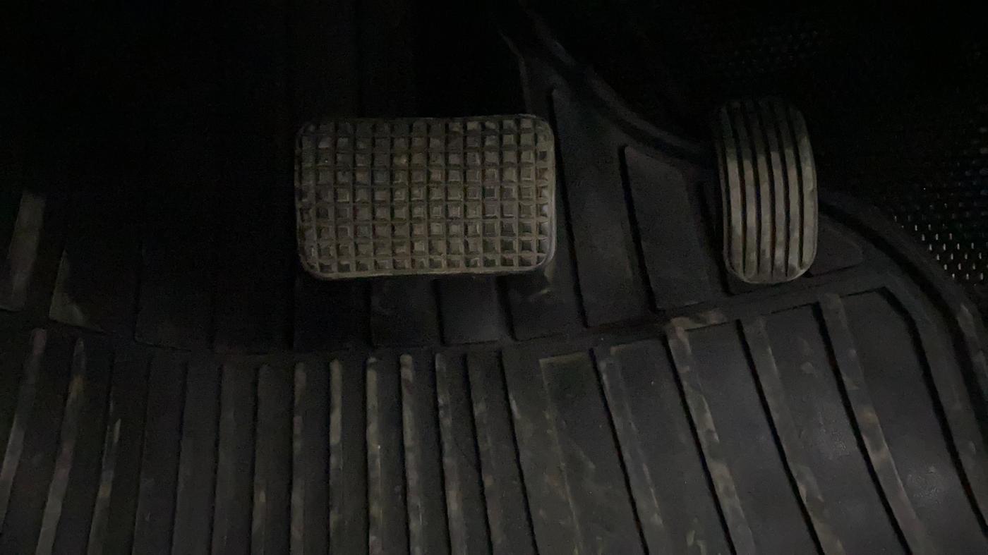 2018 Tata Tiago XZA PETROL, Petrol, Automatic, 83,707 km, Pedals
