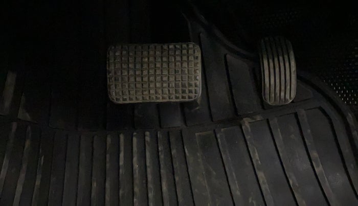 2018 Tata Tiago XZA PETROL, Petrol, Automatic, 83,707 km, Pedals