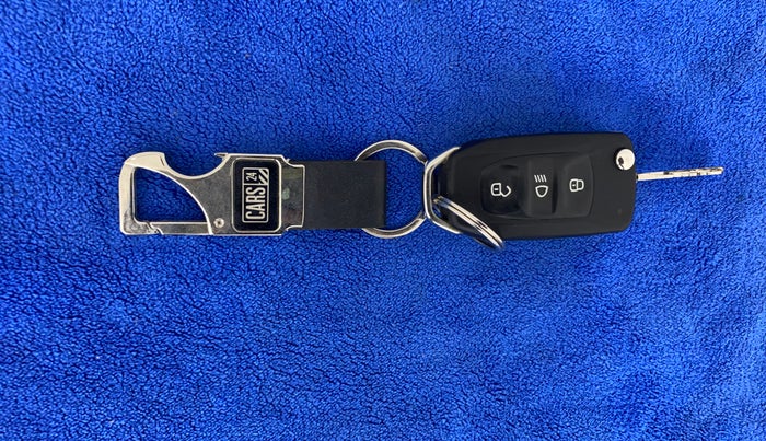 2018 Tata Tiago XZA PETROL, Petrol, Automatic, 83,707 km, Key Close Up