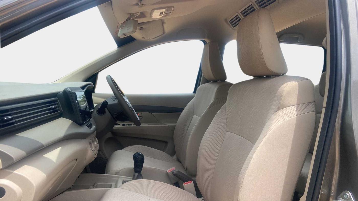 2022 Maruti Ertiga VXI SHVS, Petrol, Manual, 9,884 km, Right Side Front Door Cabin