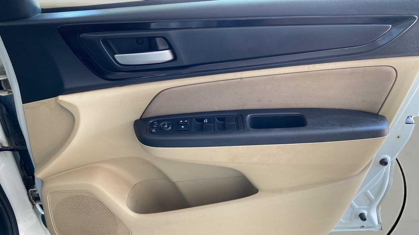 2020 Honda Amaze 1.2L I-VTEC VX CVT, Petrol, Automatic, 68,803 km, Driver Side Door Panels Control