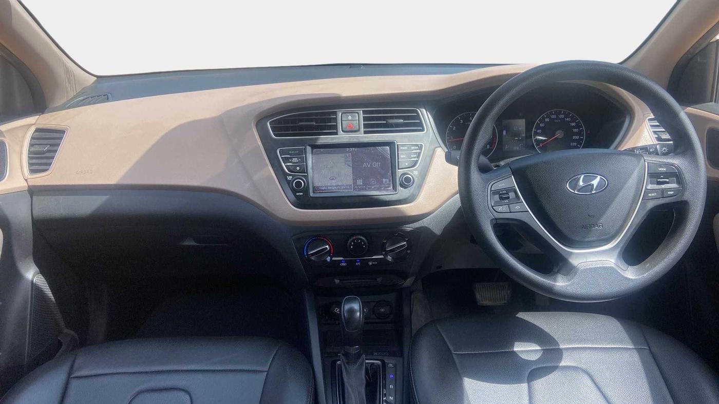 2019 Hyundai Elite i20 SPORTZ PLUS  1.2 CVT, Petrol, Automatic, 38,639 km, Dashboard
