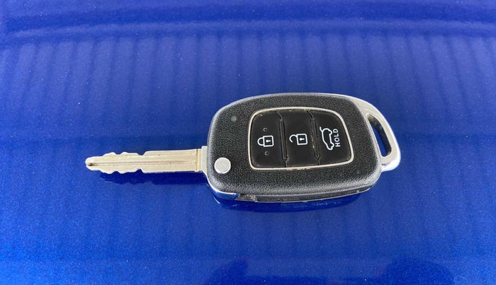 2017 Hyundai Elite i20 MAGNA 1.2, Petrol, Manual, 34,090 km, Key Close Up