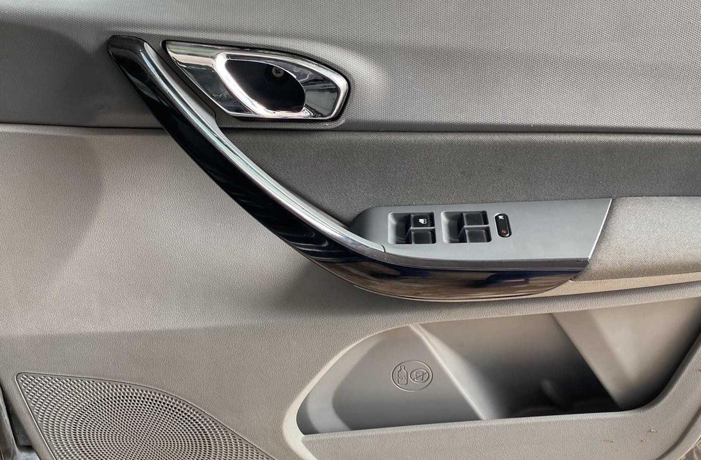 2020 Tata TIGOR XZ PLUS PETROL, Petrol, Manual, 56,023 km, Driver Side Door Panels Control