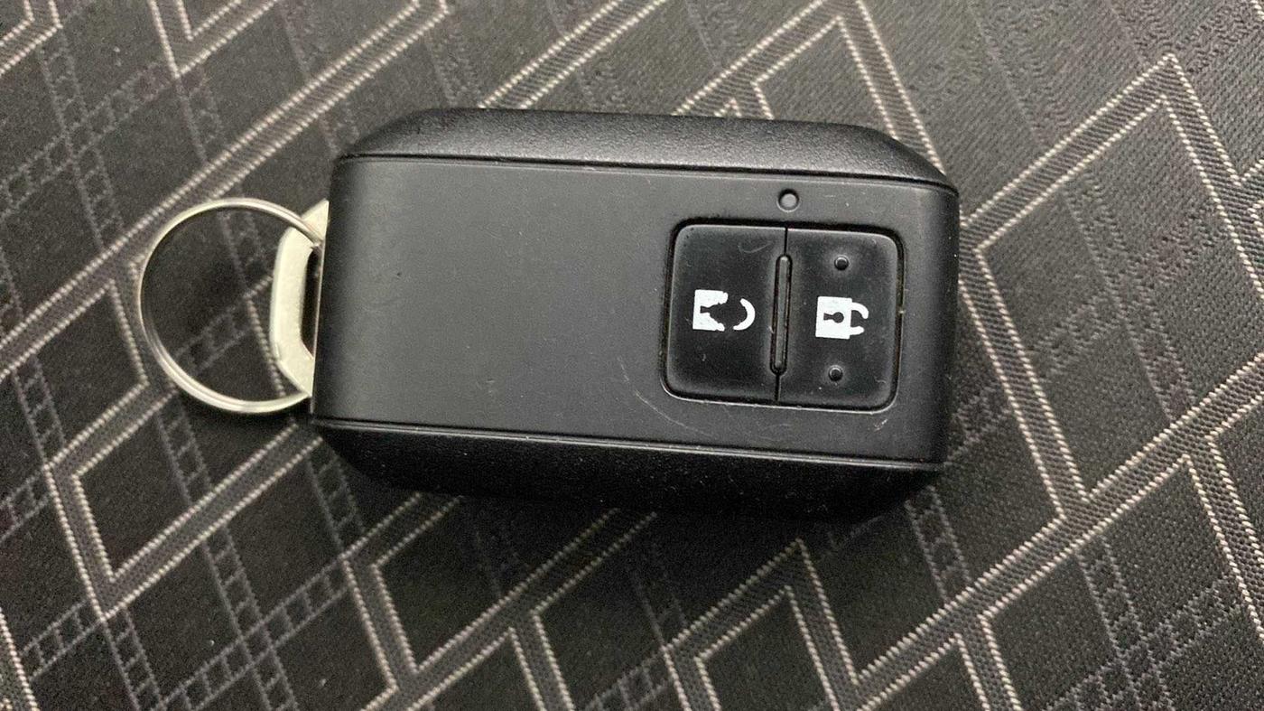 2020 Maruti IGNIS ZETA 1.2, Petrol, Manual, 41,672 km, Key Close Up