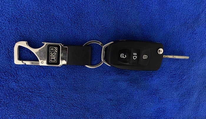 2020 Tata Tiago XZ PLUS PETROL, Petrol, Manual, 22,813 km, Key Close Up