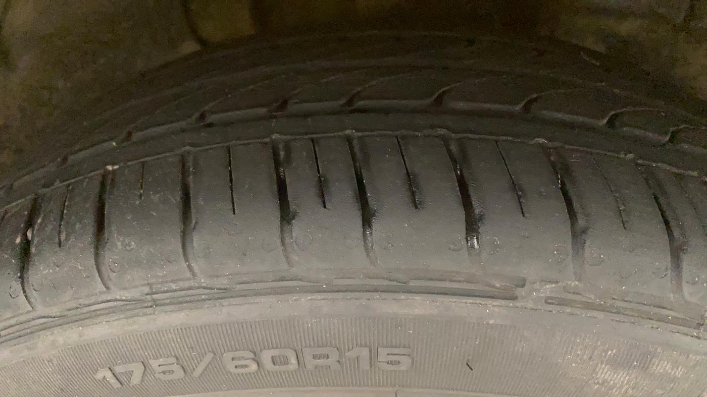 2020 Tata Tiago XZ PLUS PETROL, Petrol, Manual, 22,813 km, Right Front Tyre Tread